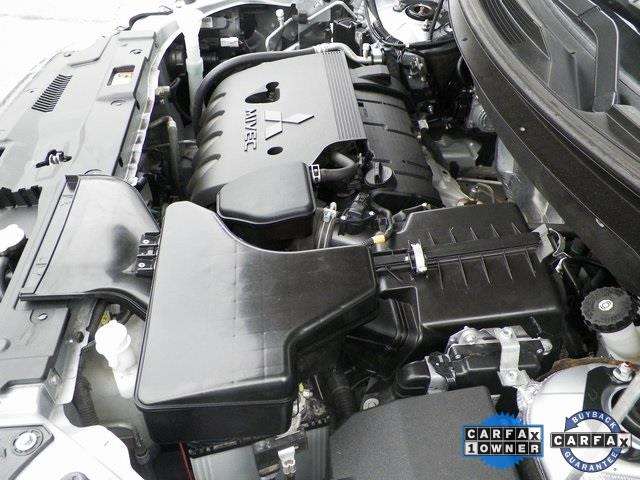 2016 Mitsubishi Outlander SE 4dr SUV